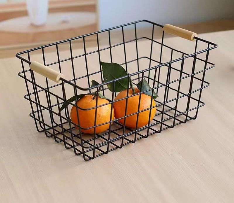 Metallic organizer baskets
