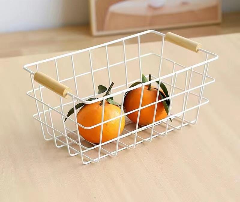 Metallic organizer baskets