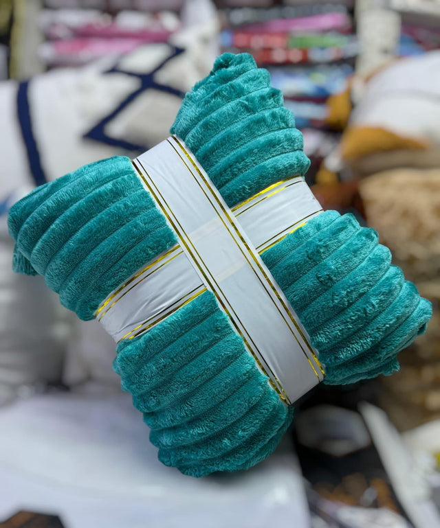 Teal Ribbed Plush Blanket — 6 x 6