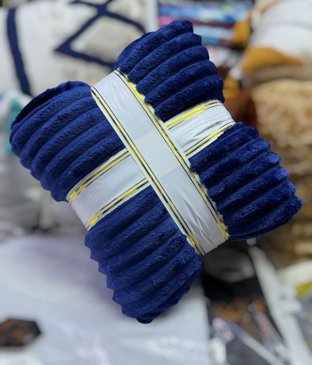Navy Blue Ribbed Plush Blanket — 6 x 6