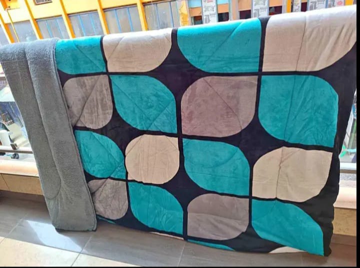 Single woolen duvets