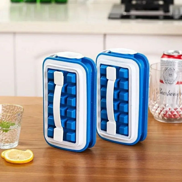 Portable leakable ice cube mold