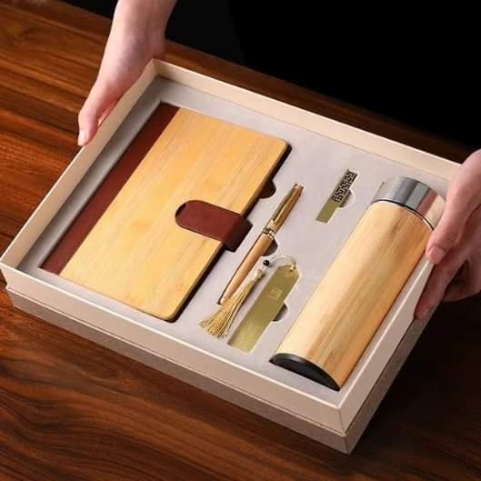 High End Wooden Classic Excutive Gift Set 5 in 1 Bamboo Gift Set