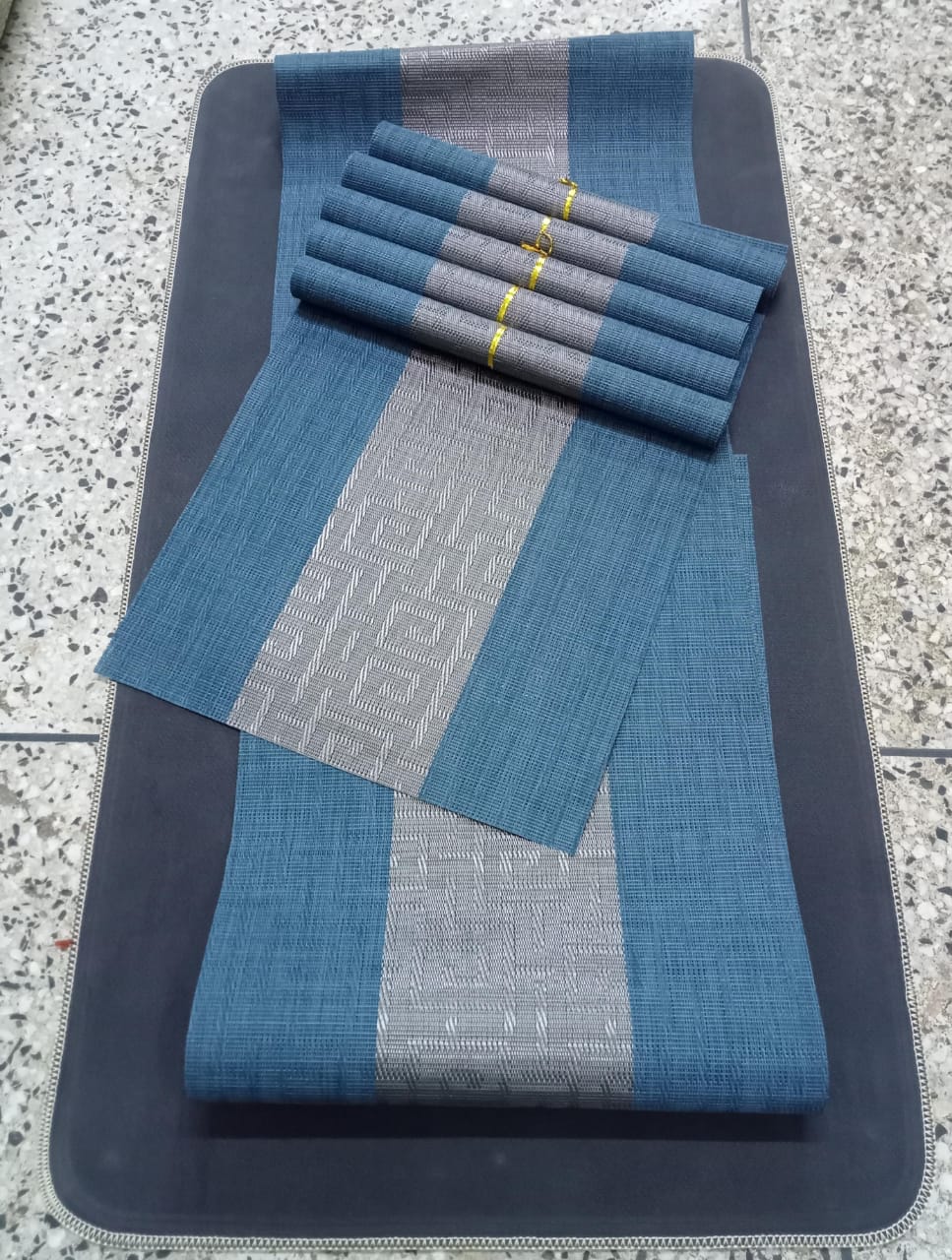 pvc table mats plus one table runner(30*180cm)6pcs