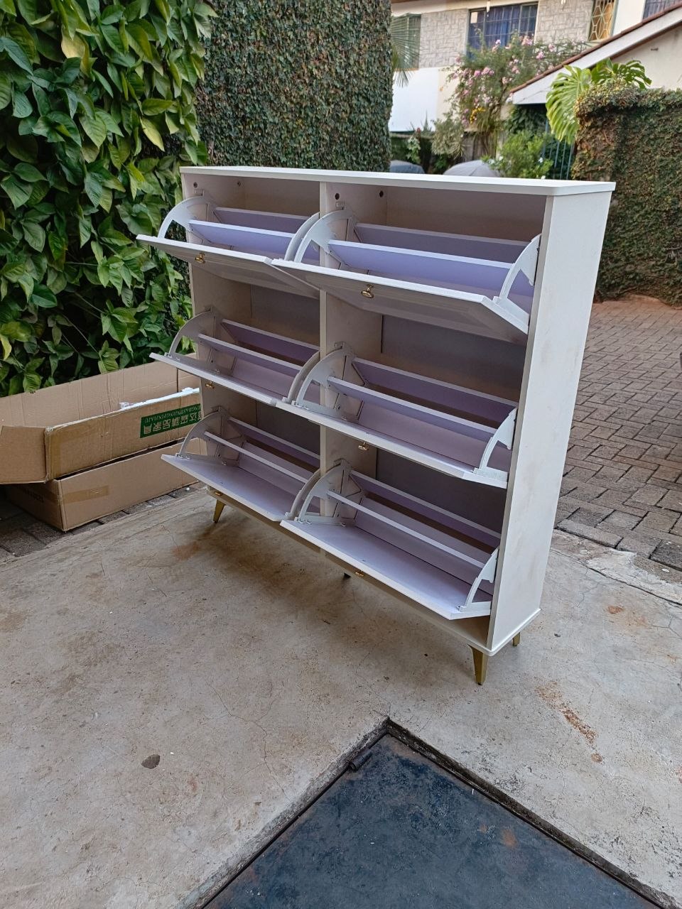 Modern Cream White Flip Shoe Cabinet – 6 Tipping Buckets