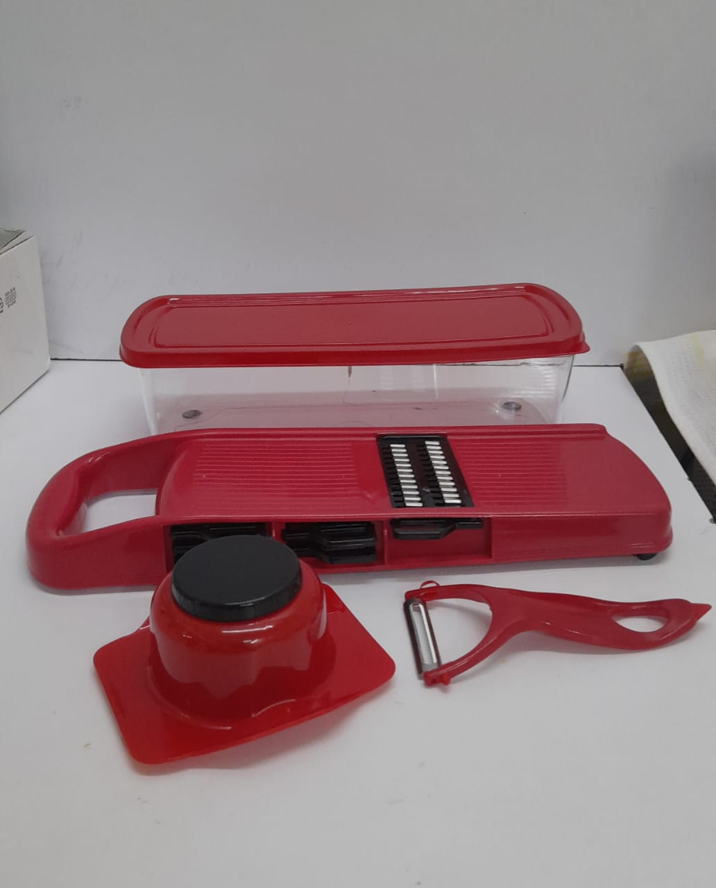 Multifunction wire cutter/vegetable slicer