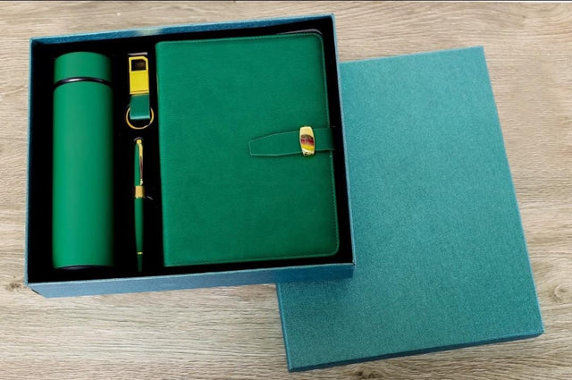 New in Executive 4 in 1 gift set