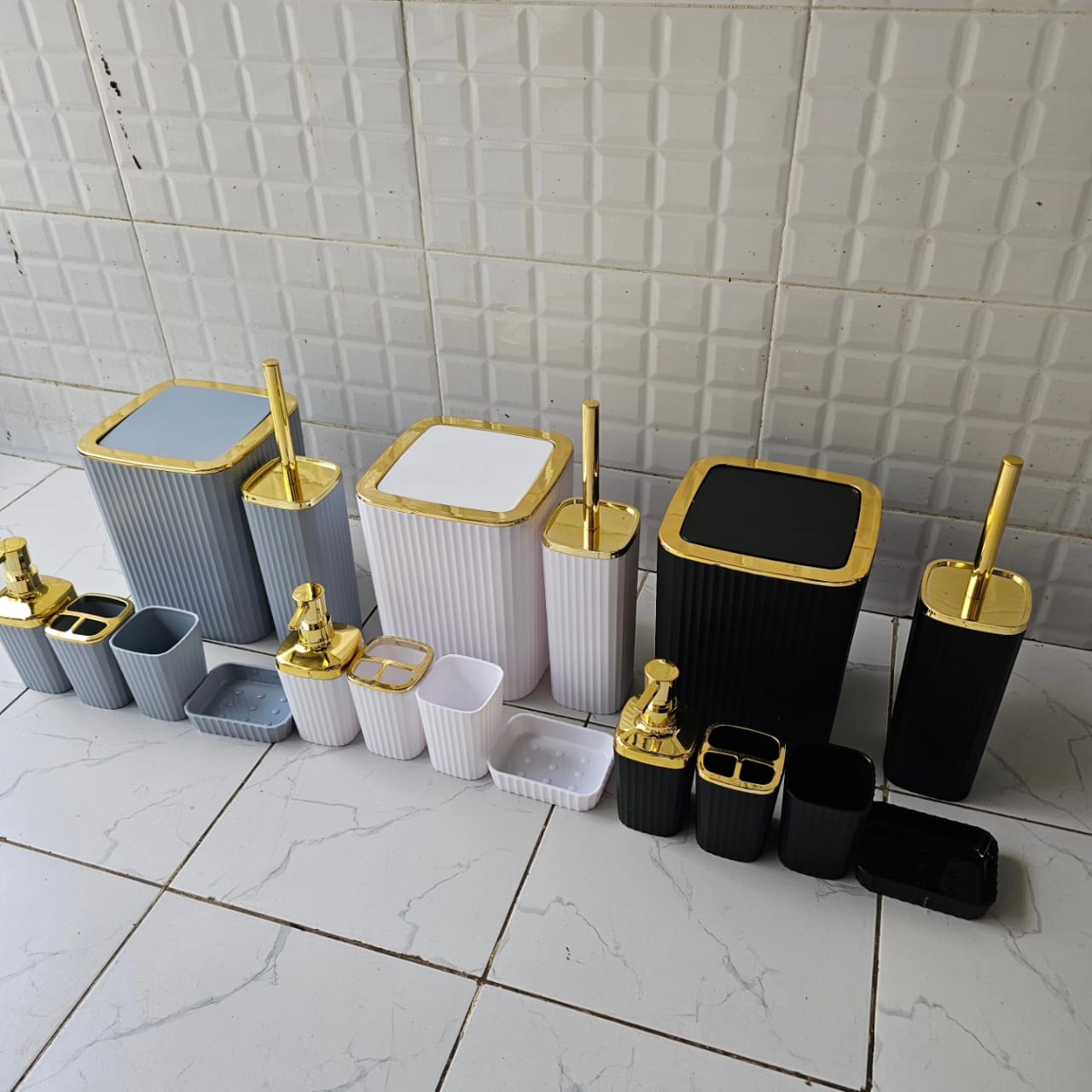 bathroom accessories set with gold ring 6set