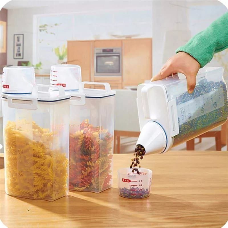 Cereal Storage Container with measuring cup and handle