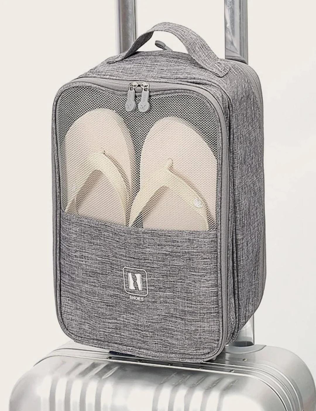 Waterproof Travel Shoe Bag — with breathable mesh & double zipper (20×13×30 cm)