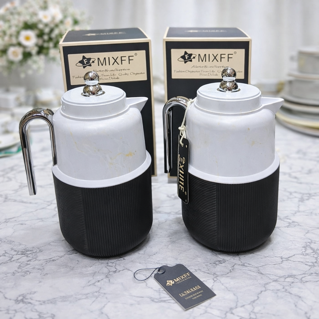 FEENIK Vaccum Flask.