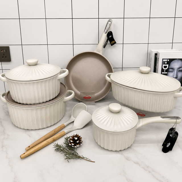 UAKEEN 10-Piece Non-Stick Cookware Set