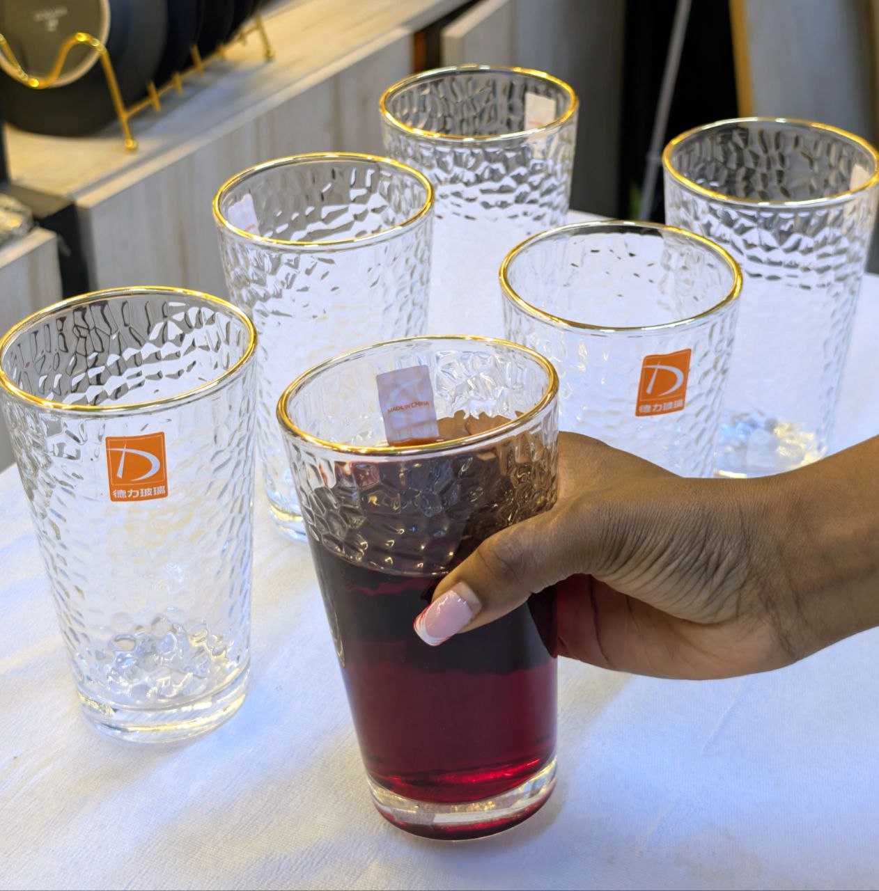 400ml hammered textured drinking glass with gold rim suitable for water, juice, cocktails and everyday use.