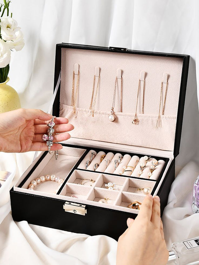 Exquisite Large Capacity Travel Jewelry Bag / Jewelry Organizer