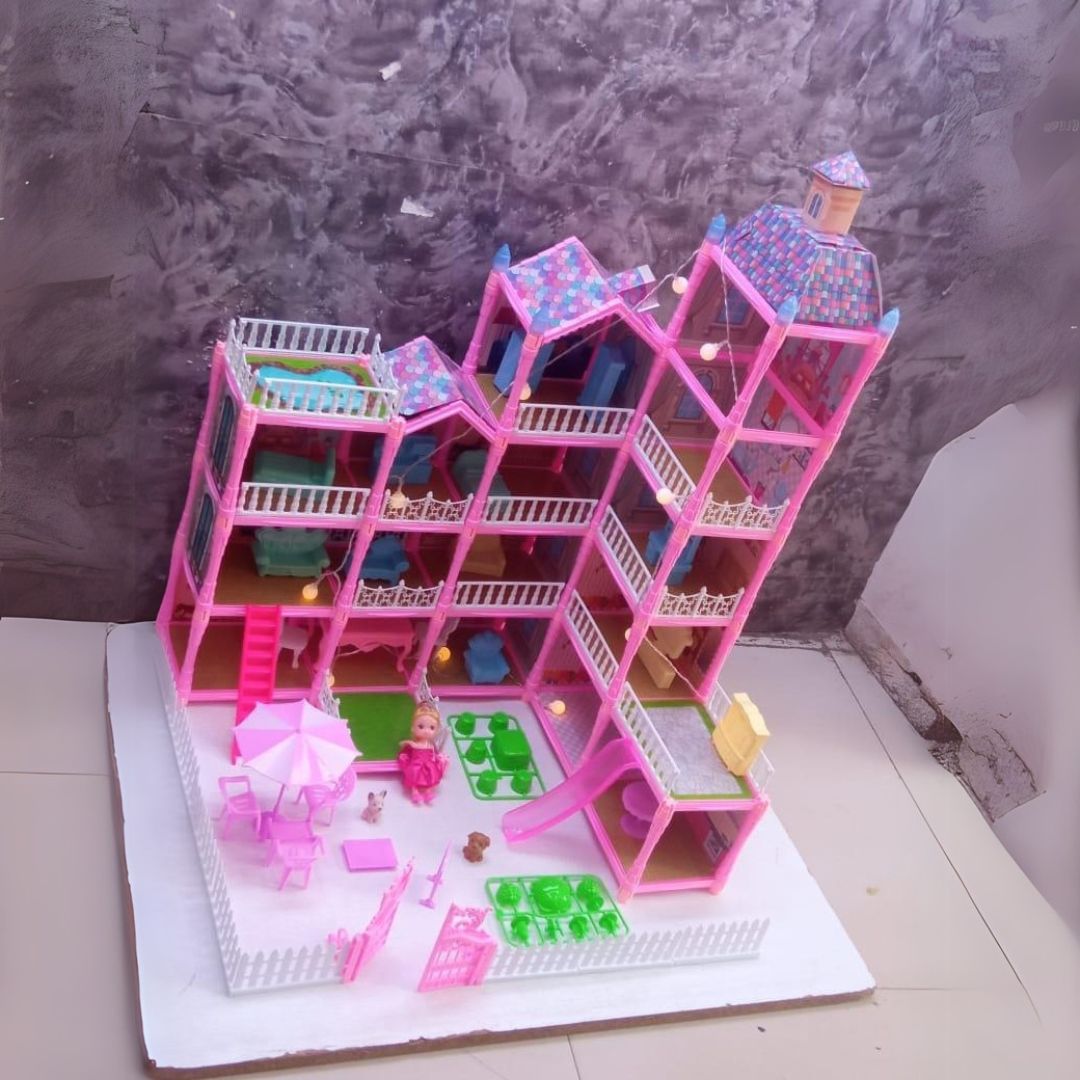 Big Doll house 379 pieces