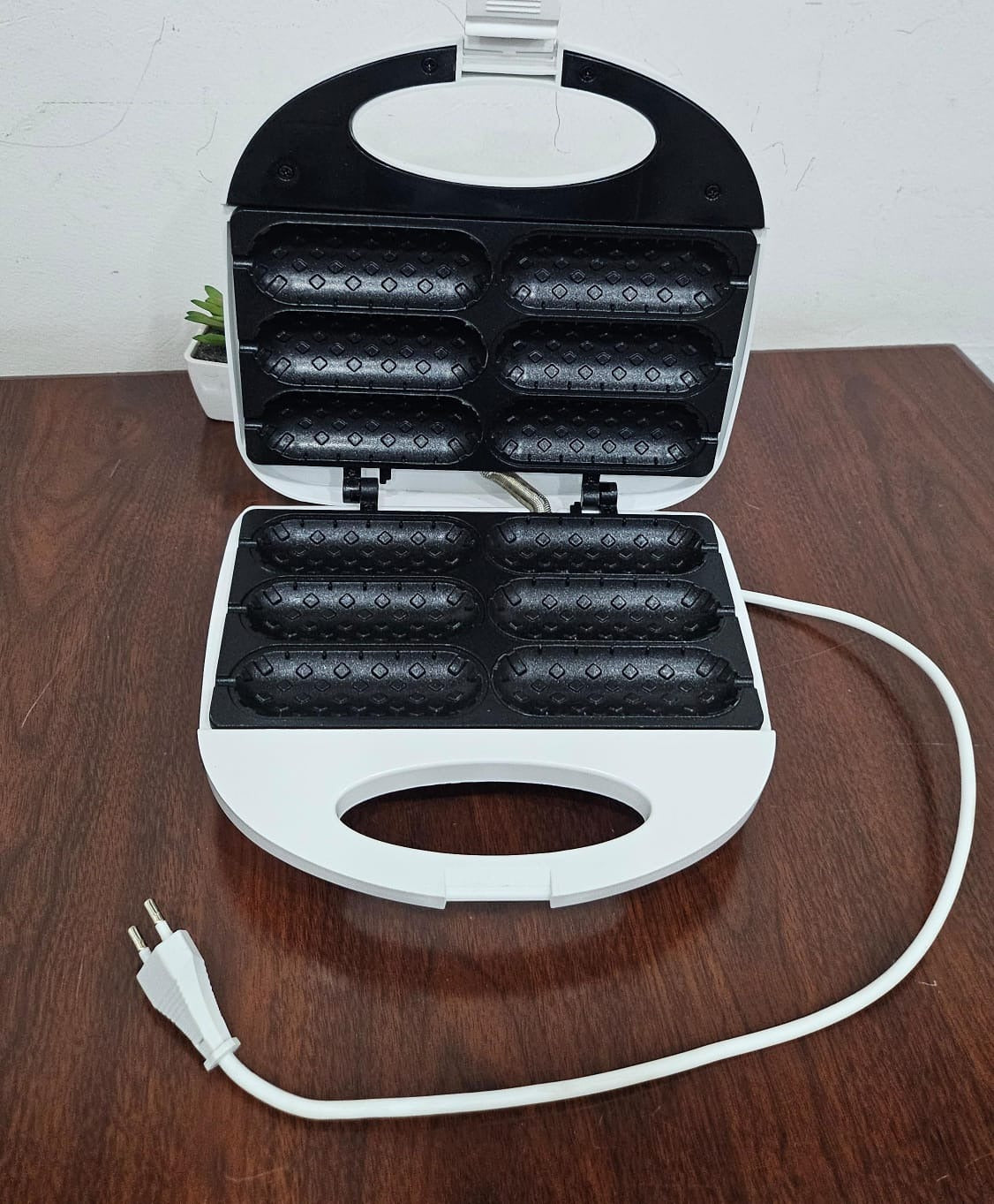 Electric Multifunction breakfast machine 6pc hot dog, sausage/smokie maker