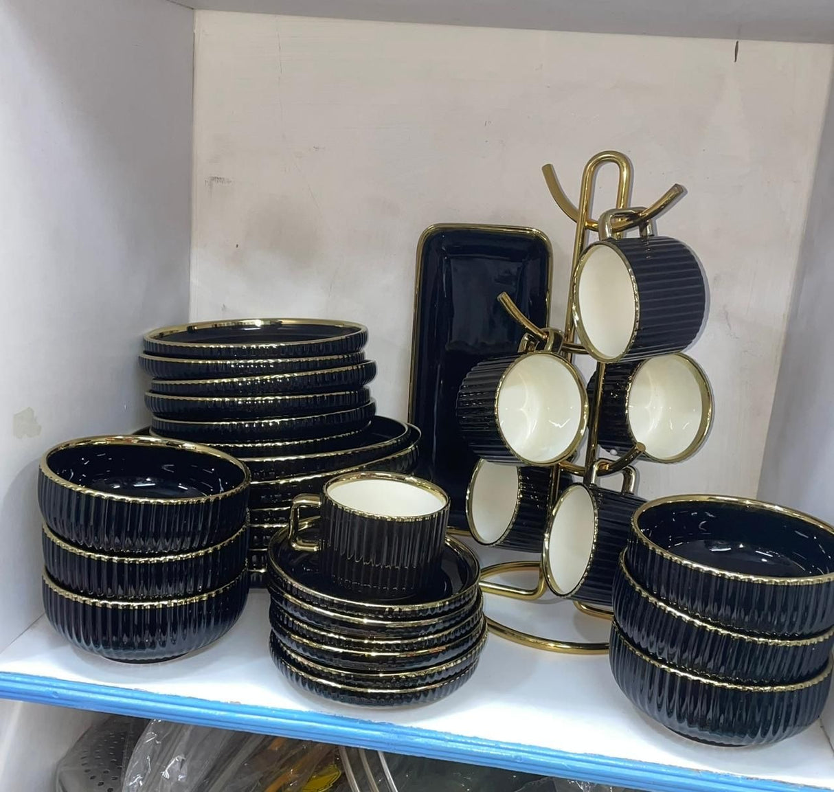 European Porcelain Dinner set