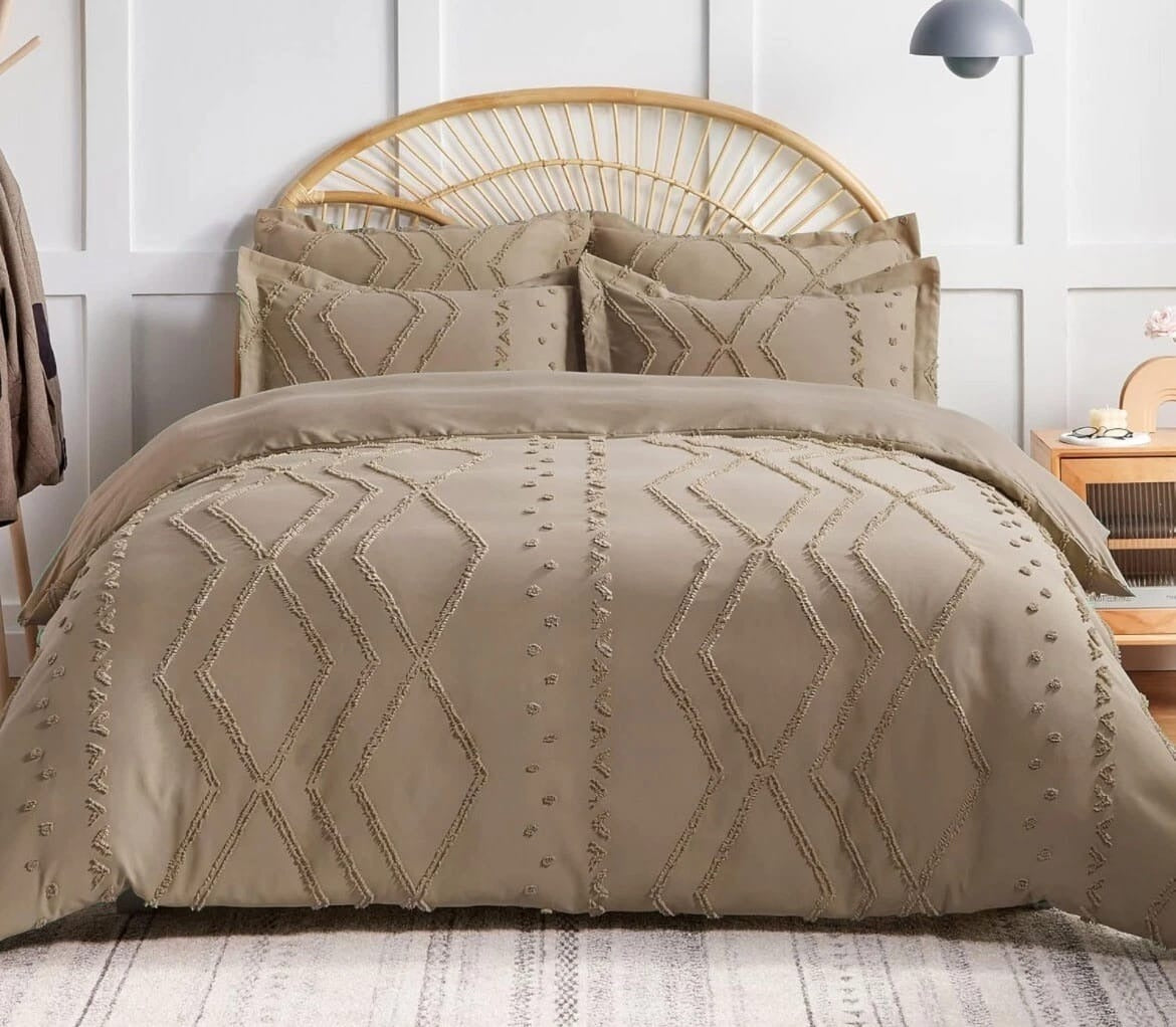 Luxury Tufted Wave Design Duvet cover set
