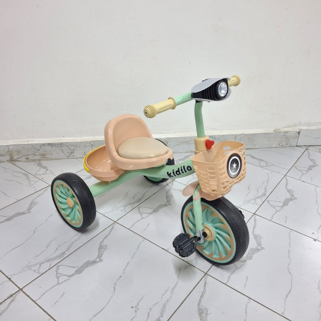 Kidilo tricycles with lights and melodies