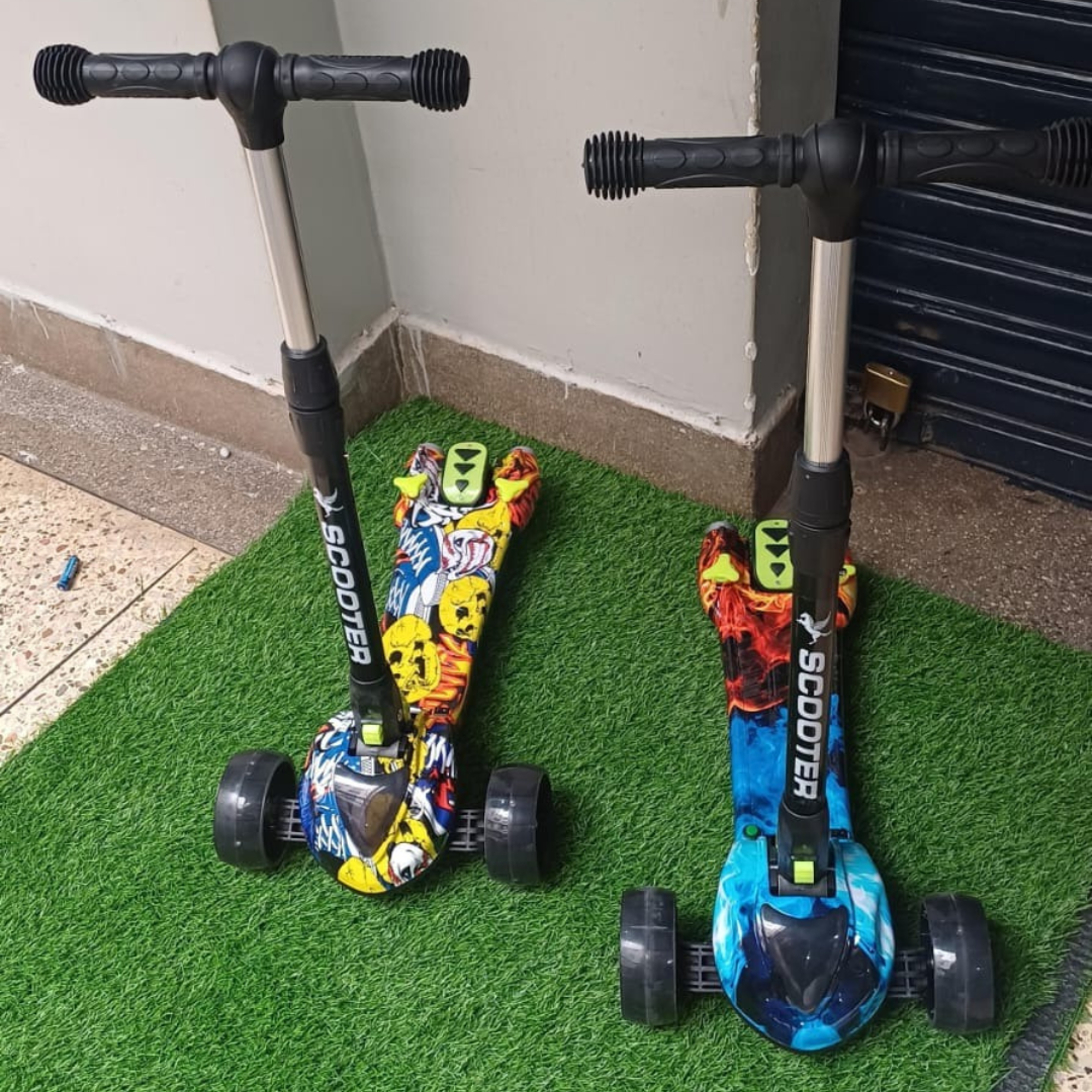 Spray Scooters – Battery Operated