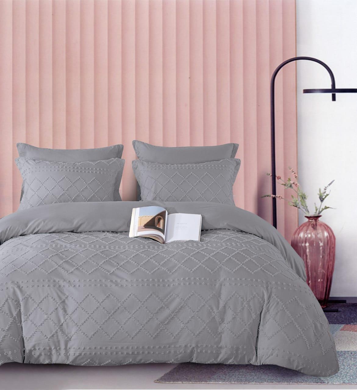 Luxury Tufted Wave Design Duvet cover set