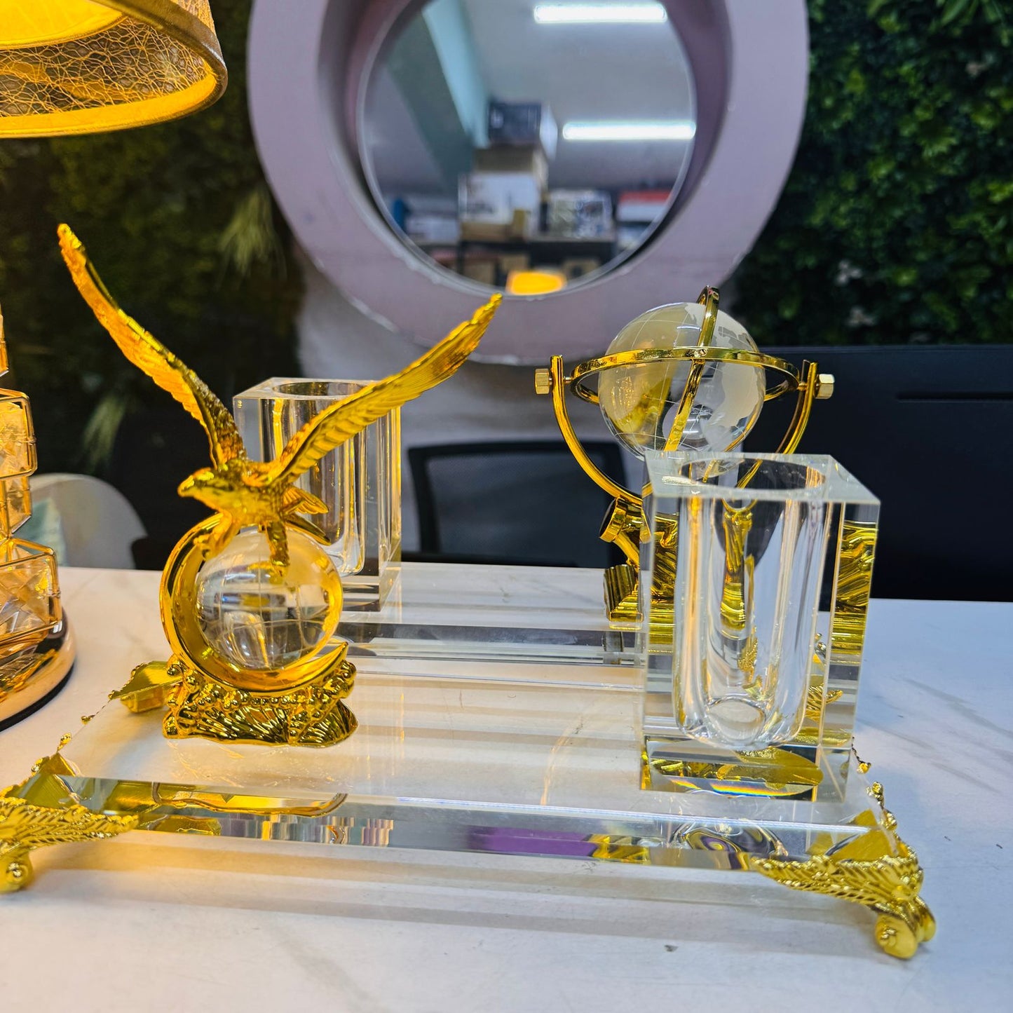 Gold Silver Bronze Metal Eagle with Globe Desktop Gift Crystal Pen Holder Set for Table Office Decoration
