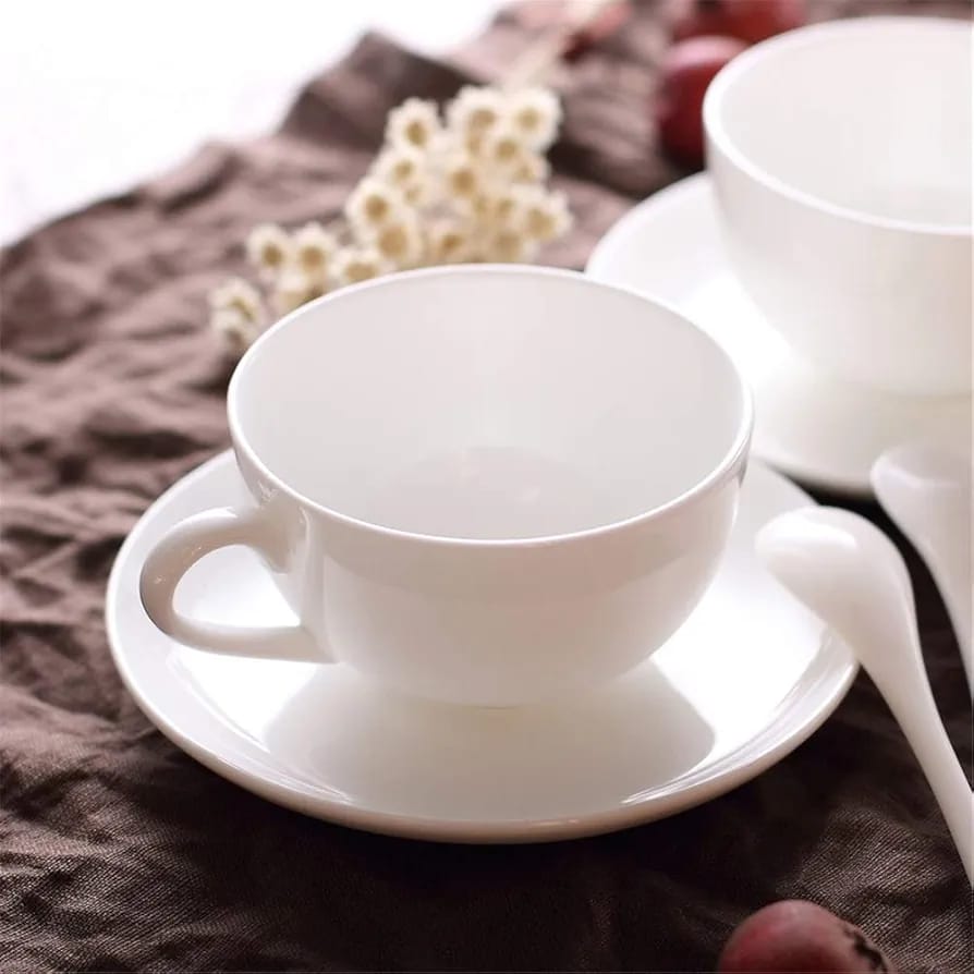 Cup and Saucer white Fine porceline
Material :Ceramic
Colour: White
Capacity:300ml
Size: saucer 6.4"
Size :Cup 4cmx7cmx6cm