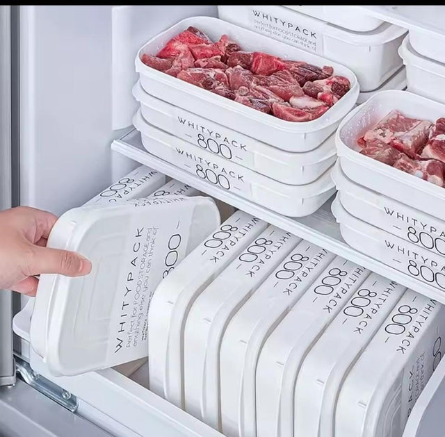 Freezer /fridge stackable food storage containers . 5pcs set