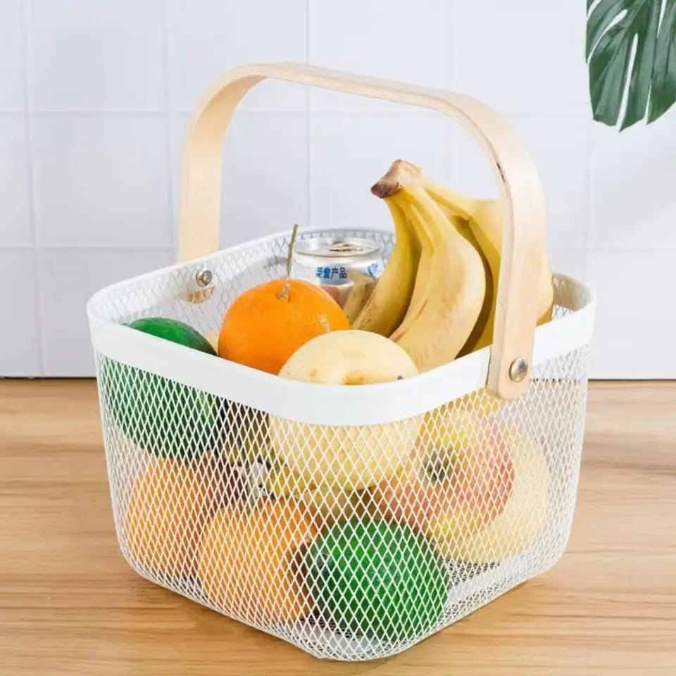 High quality mesh wire fruit basket with wooden handle