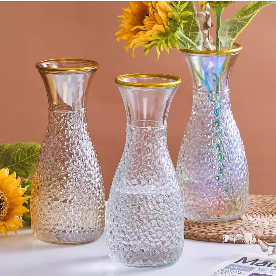 Dia 9cm by 26cm high Gold Brim glass flower vase