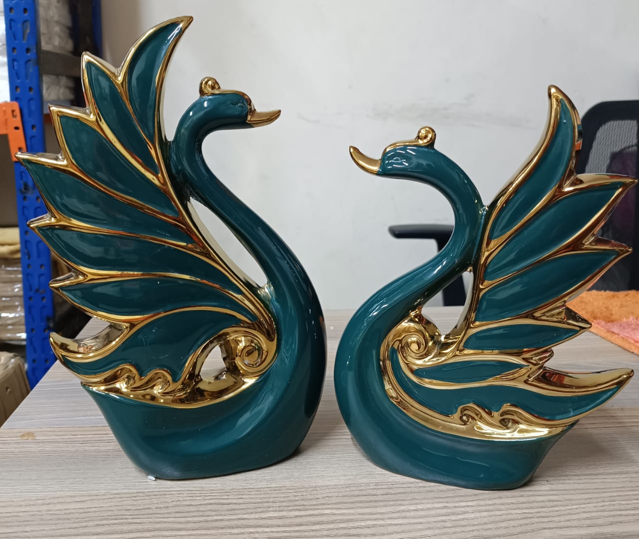 Ceramic duck decor