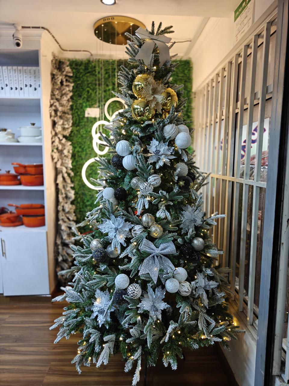 Premium PVC Prelit Christmas Tree – 2.1m & 2.4m