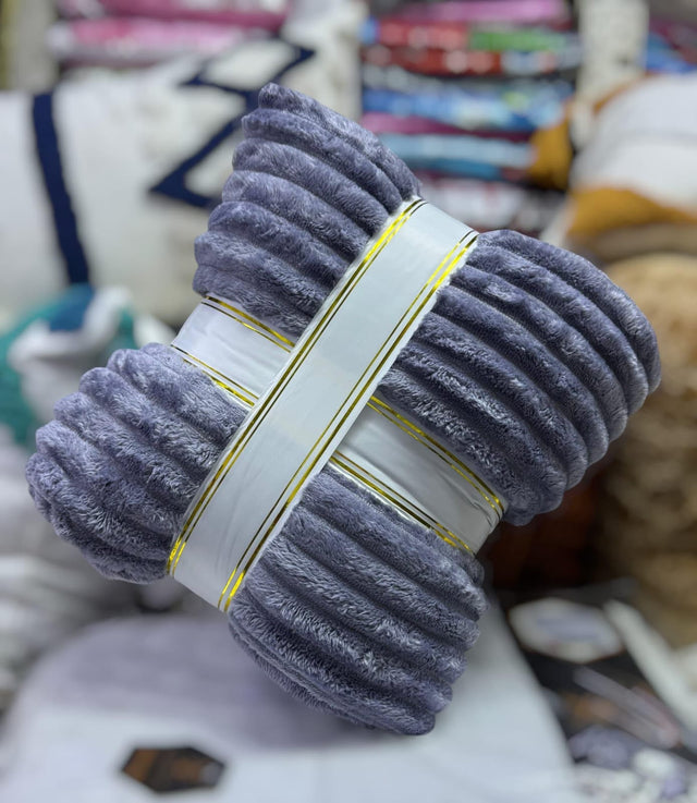 Grey Ribbed Plush Blanket — 6 x 6