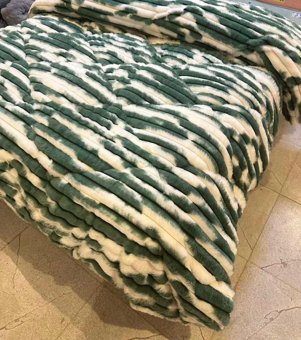 Ultra-Soft Ribbed Winter Bedding