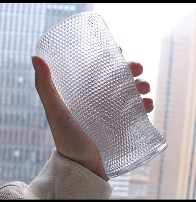 Unique Striped Aesthetic Highball Glass – 360ml
Stylish highball glass with a modern striped design

Ideal for serving juice, iced coffee, milk, or chilled drinks

Adds a touch of elegance to everyday drinkware

Capacity: 360 ml

