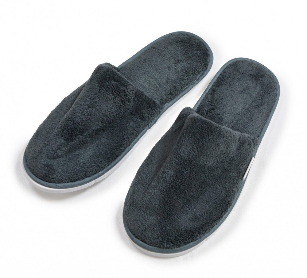 indoor/hotel slippers