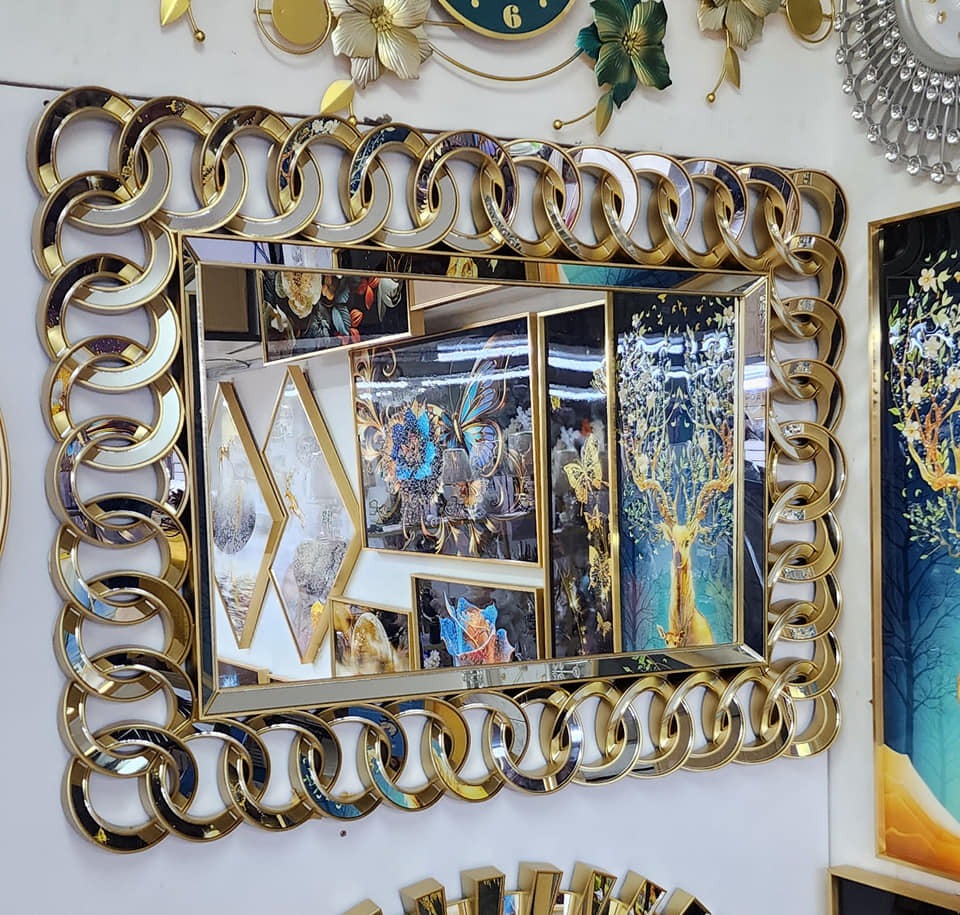 Decorative mirror