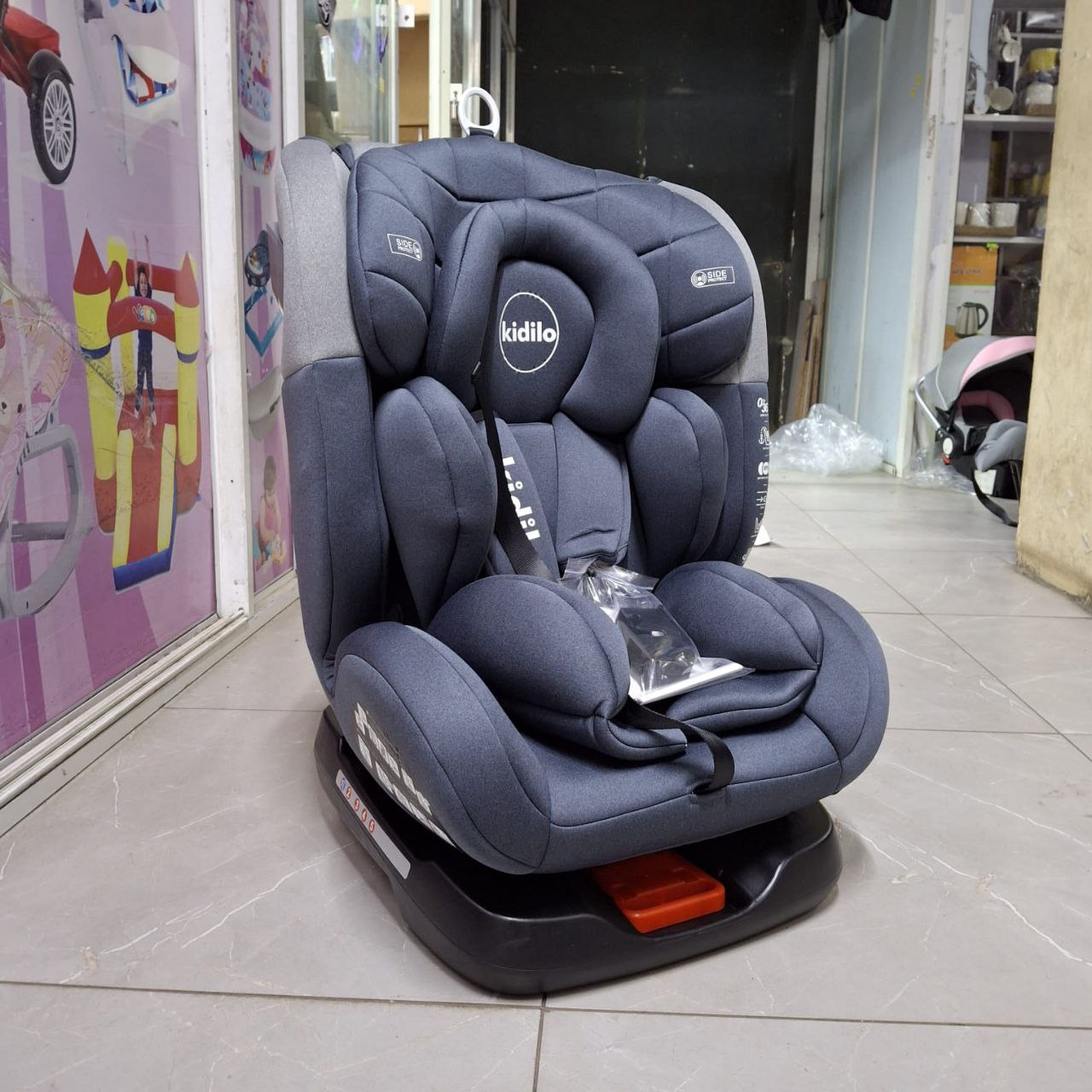 isofix and 360 rotation  baby carseat