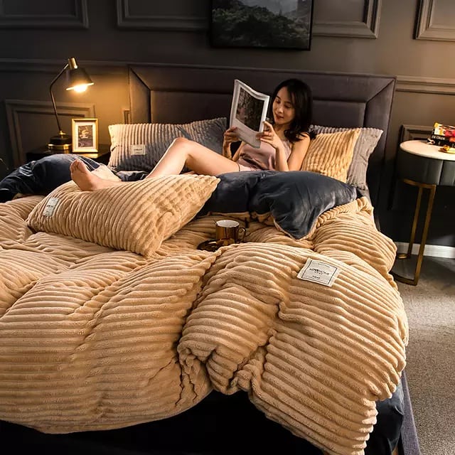 Velvet Duvet Set – 6x7 Size