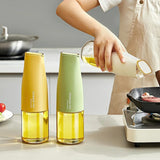 Automatic glass oil pot