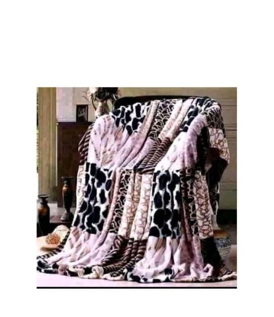 PRINTED FLEECE BLANKETS