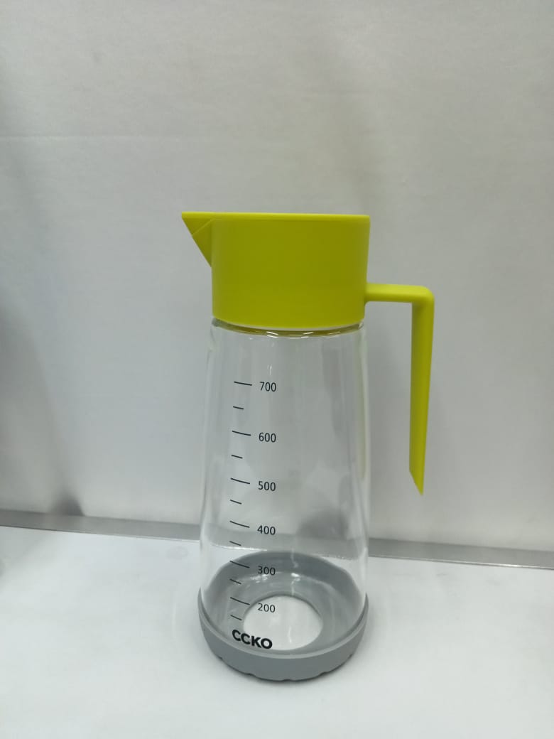 High borosilicate glass oil jar with silicon bottom holder 700Ml