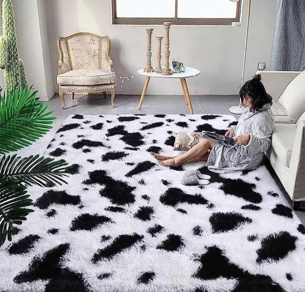 PLAIN FLUFFY CARPETS