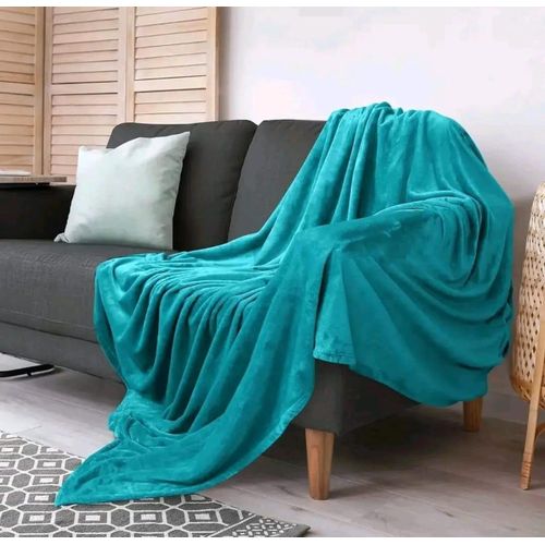 Aqua Blue Coral Fleece Throw Blanket – 6 × 6 ft