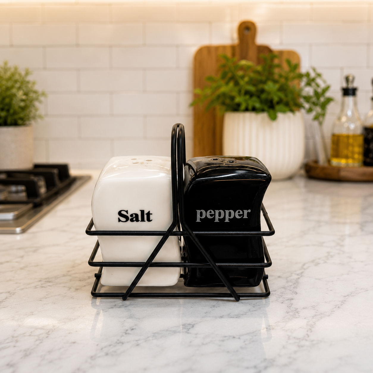 Ceramic Salt &amp; Pepper Shaker Set with Metal Holder