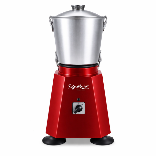 Professional cassava grinder with a powerful motor, large stainless steel jug, sharp toothed blades, and sturdy base, designed for efficient grinding in commercial and heavy-duty kitchen use.