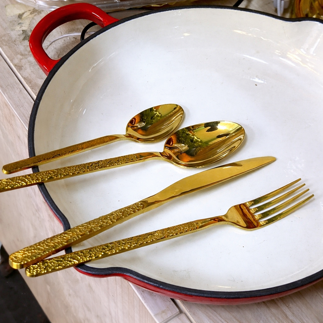 Buy gold hammered cutlery set 24pcs in Kenya. Premium stainless steel flatware set perfect for luxury dining, gifting and hotel use. Nairobi delivery available.
