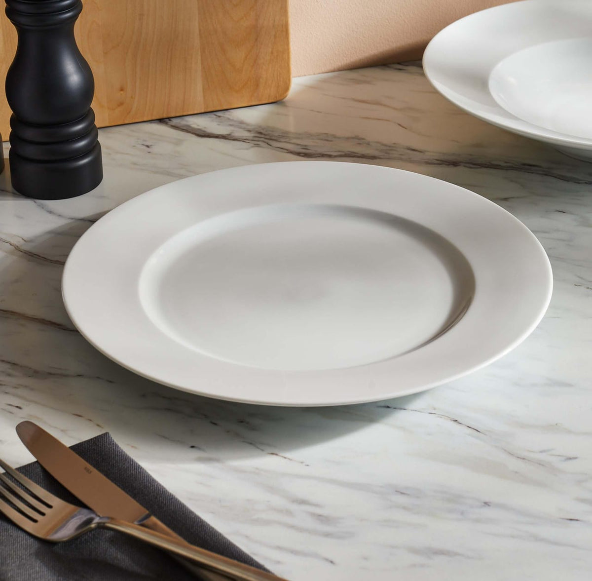 Heavy Porcelain Ceramic Side Plates — 8 Inch spn