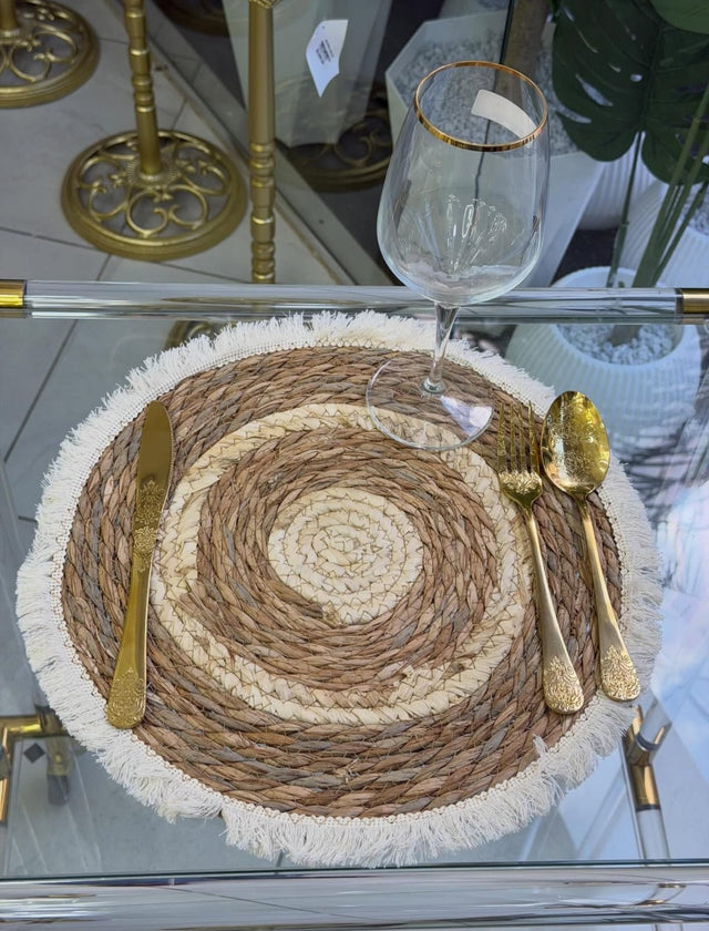 Modern Woven Round Rattan placemats