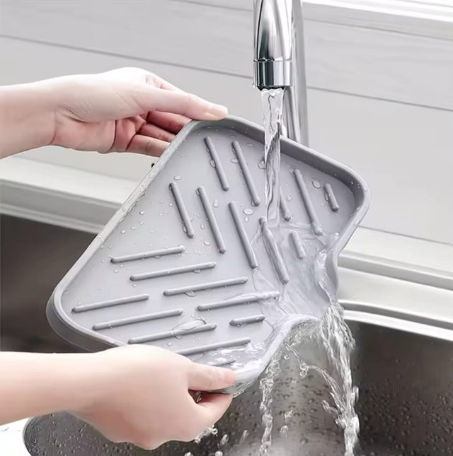Silicone Sink Drain Tray – Anti-Slip Drying Mat
